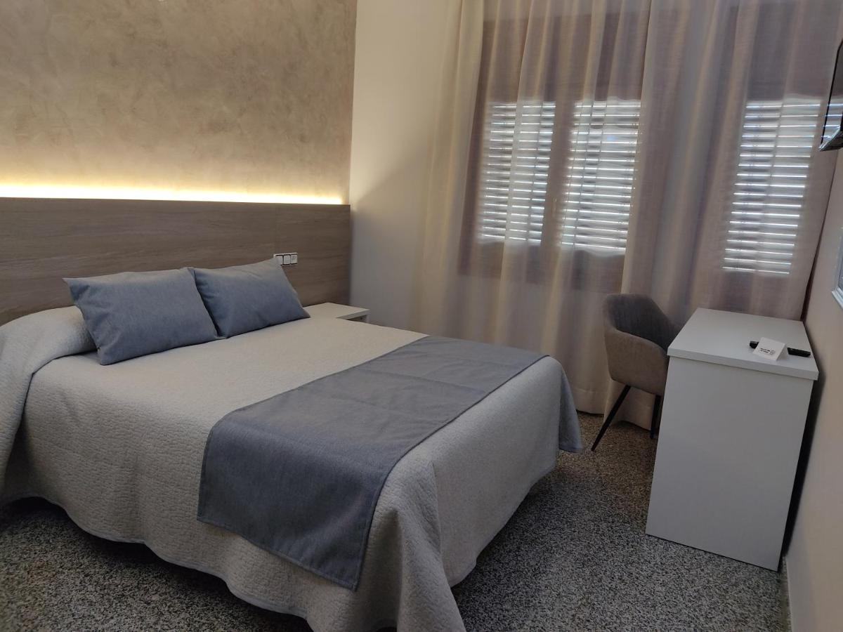 Hotel Querol Valderrobres Buitenkant foto